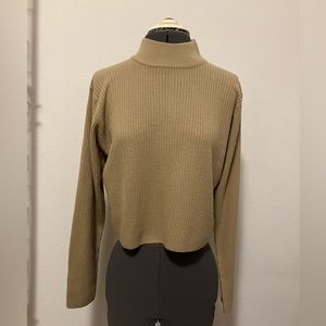 Vintage semi-cropped mock neck sweater